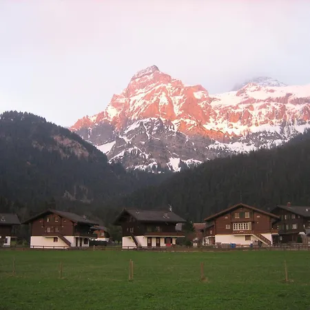 アパート Schweiz,lenk,berner Oberland,ferienwohnung 4 Bett, Kinderfreundlich,seniorenfreundlich