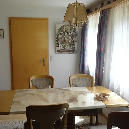 Schweiz,lenk,berner Oberland,ferienwohnung 4 Bett, Kinderfreundlich,seniorenfreundlich Apartment Lenk